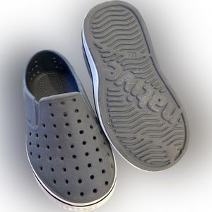 Toddler Native shoes size C8